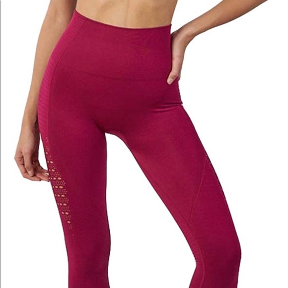 NEW Wine Workout Set - Picture 4 of 5